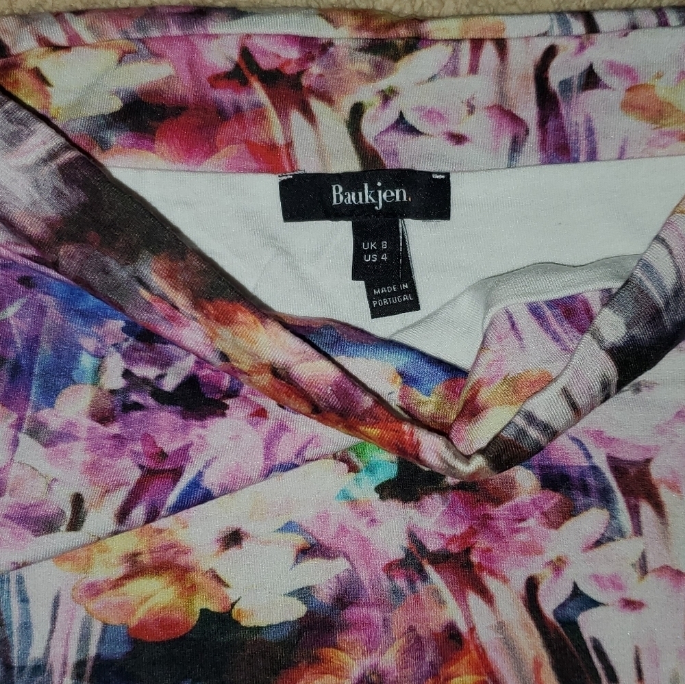 Baukjen fitted pencil ✏ skirt flower print 😍 - Picture 5 of 5